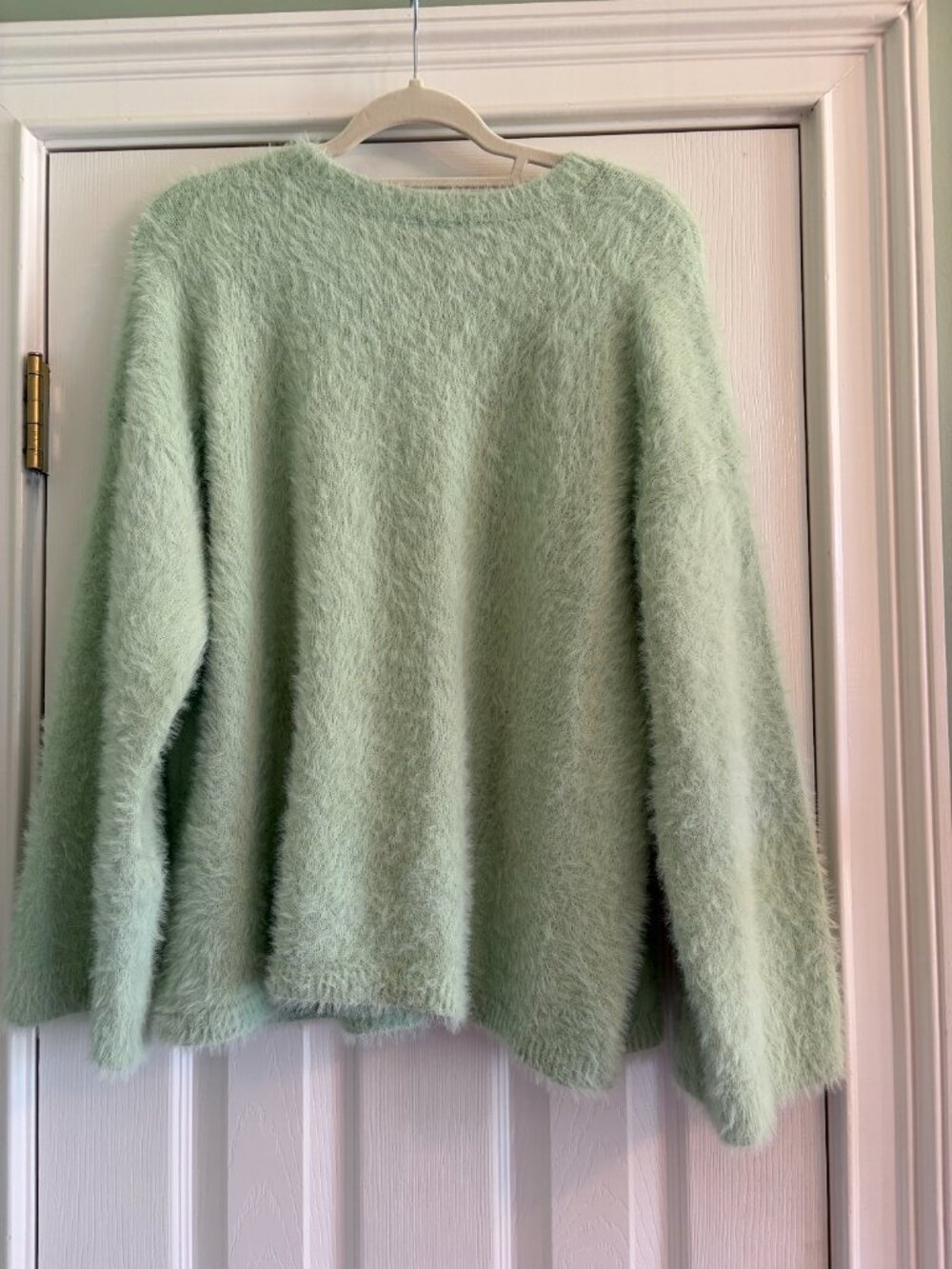 Lane Bryant Light Green Fuzzy Size 18/20 Sweater - Picture 3 of 9